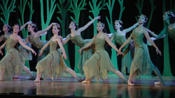 modern dance performance 2007